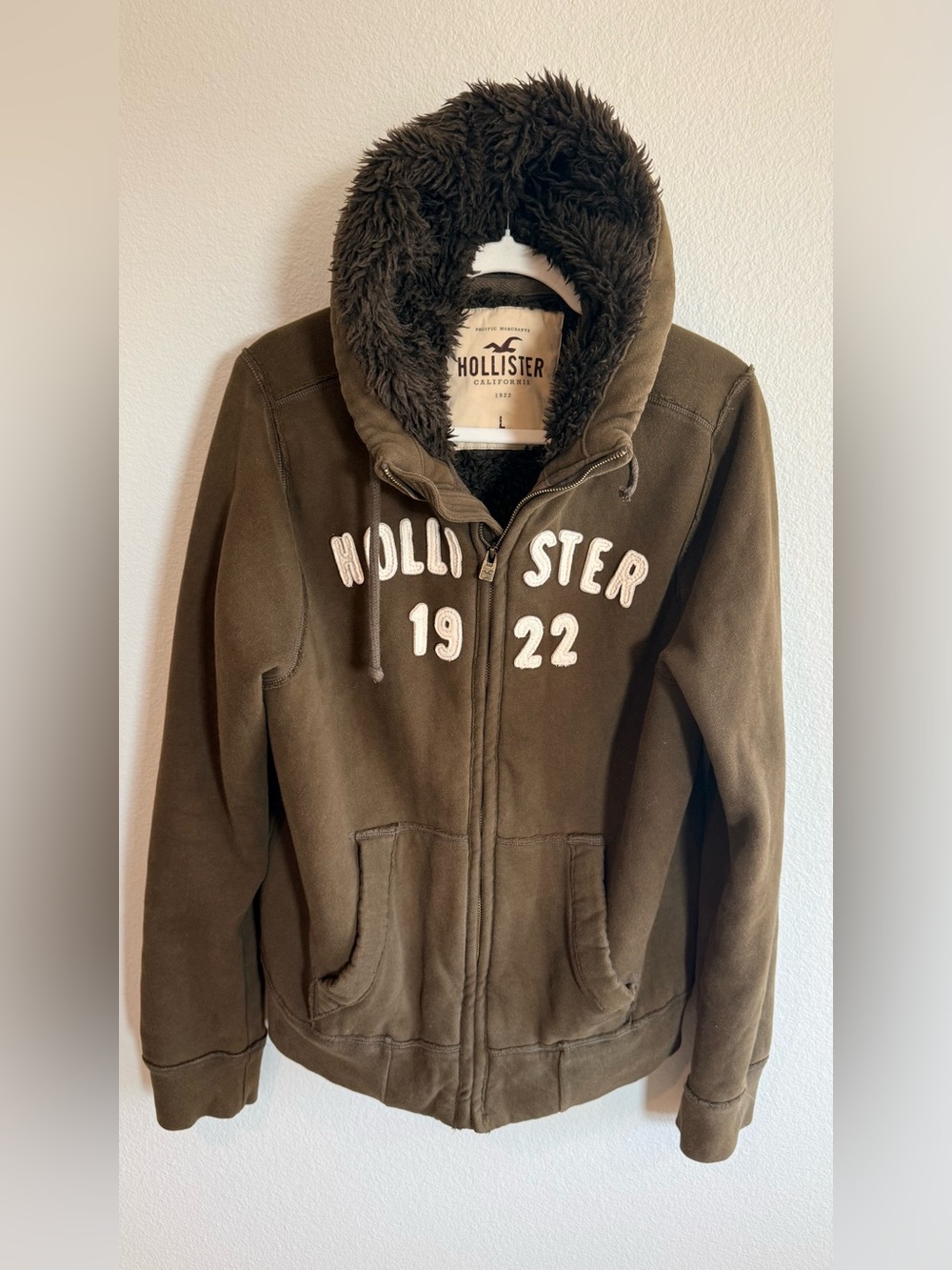 Vintage Y2K Hollister Faux Fur Sherpa Jacket Large Zip HCO Cali Heavy 2000's